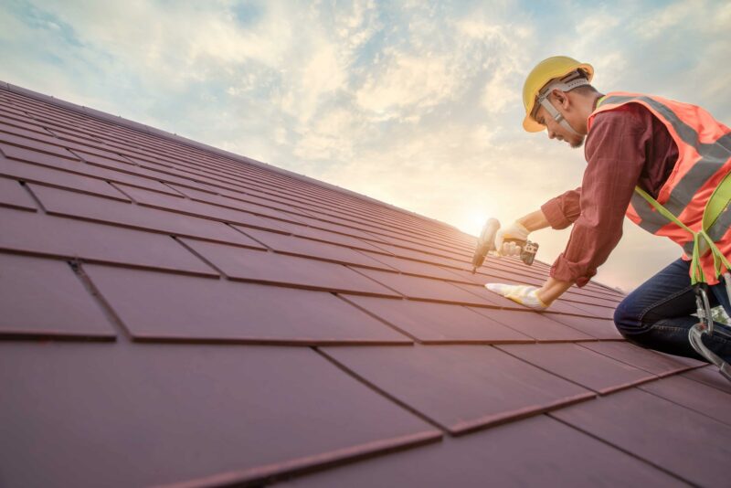 Best Time to Hire Roofing Contractors